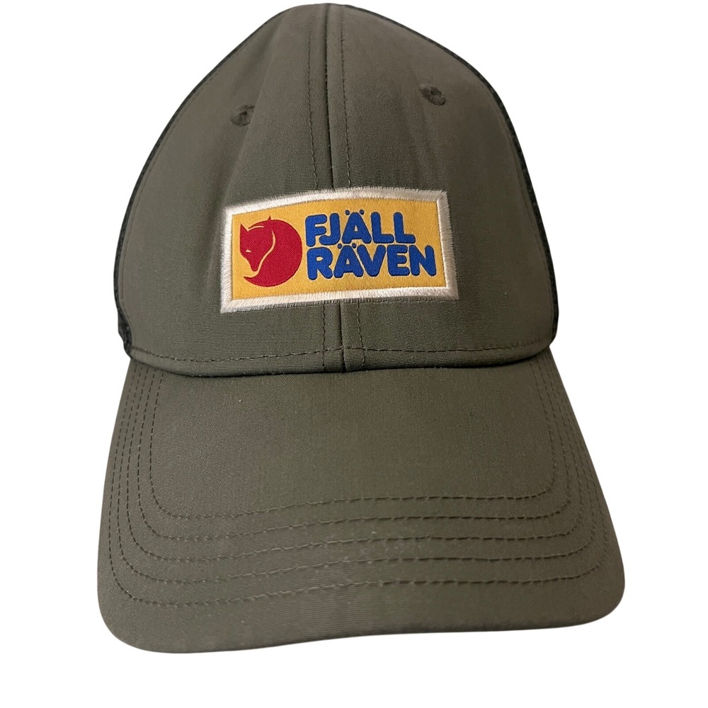 Fjallraven VARDAG LÅNGTRADARKEPS Trucker Hat in Green, Size S/M